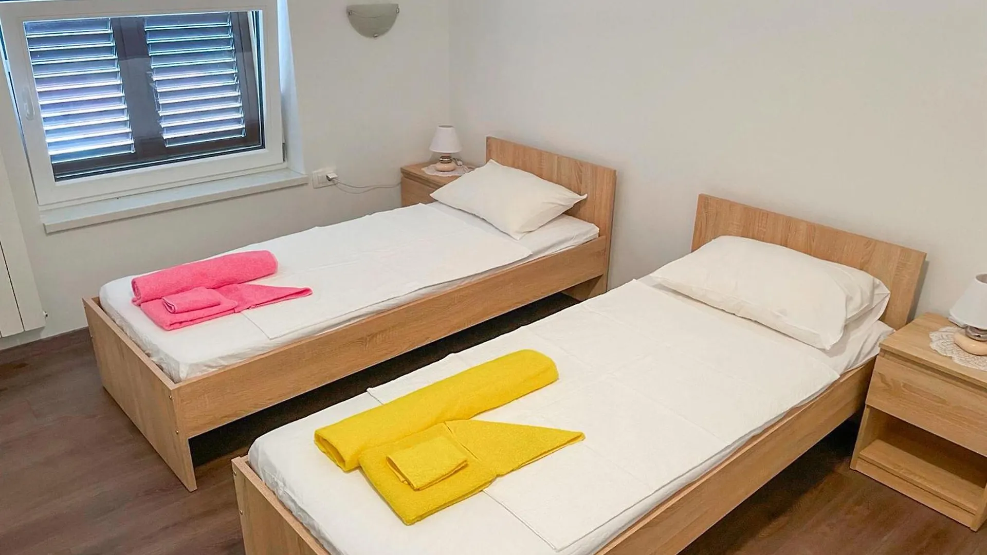 Cozy Apartment In Rijeka With House Sea View
