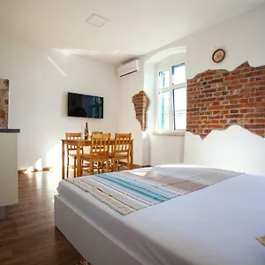 Lighthouse Apartman